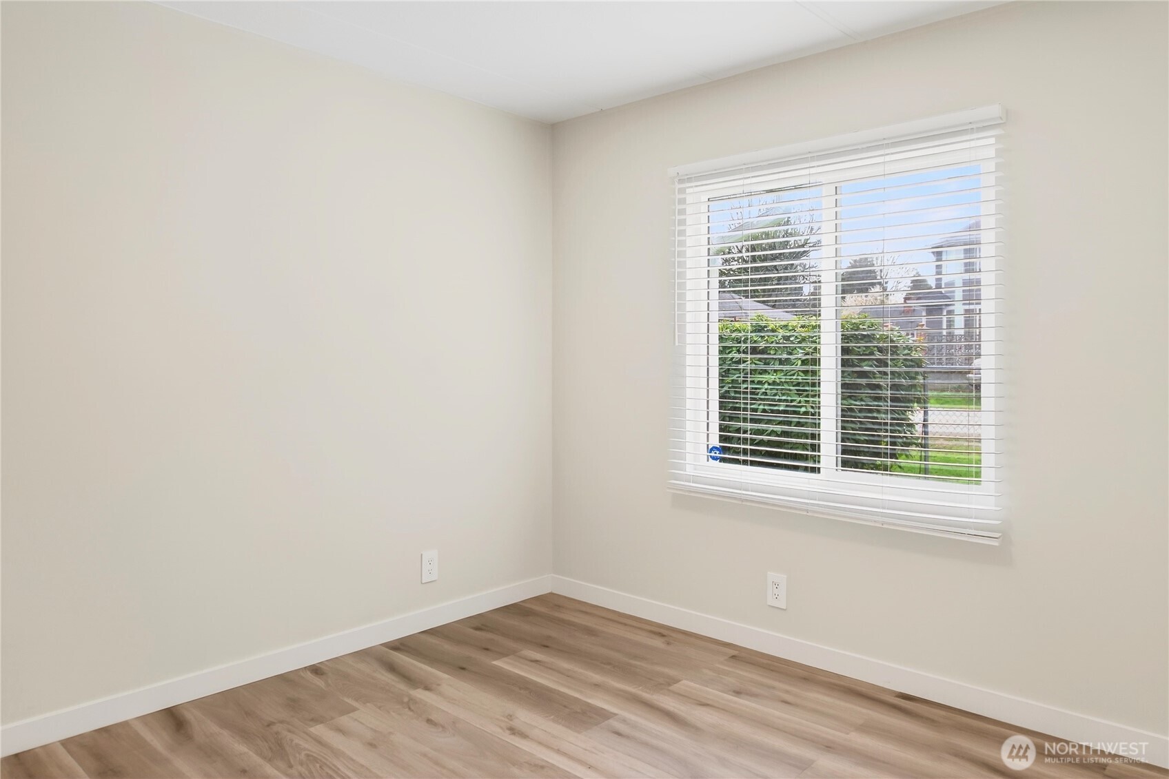 2424 S 130th Place , SeaTac, WA 98168