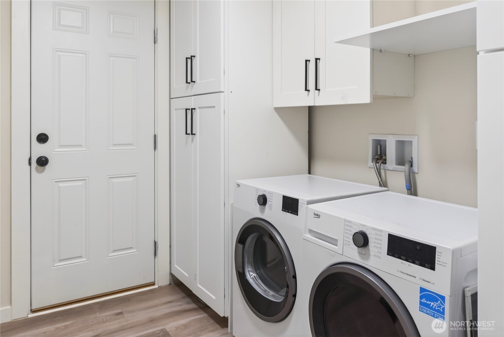 2424 S 130th Place , SeaTac, WA 98168