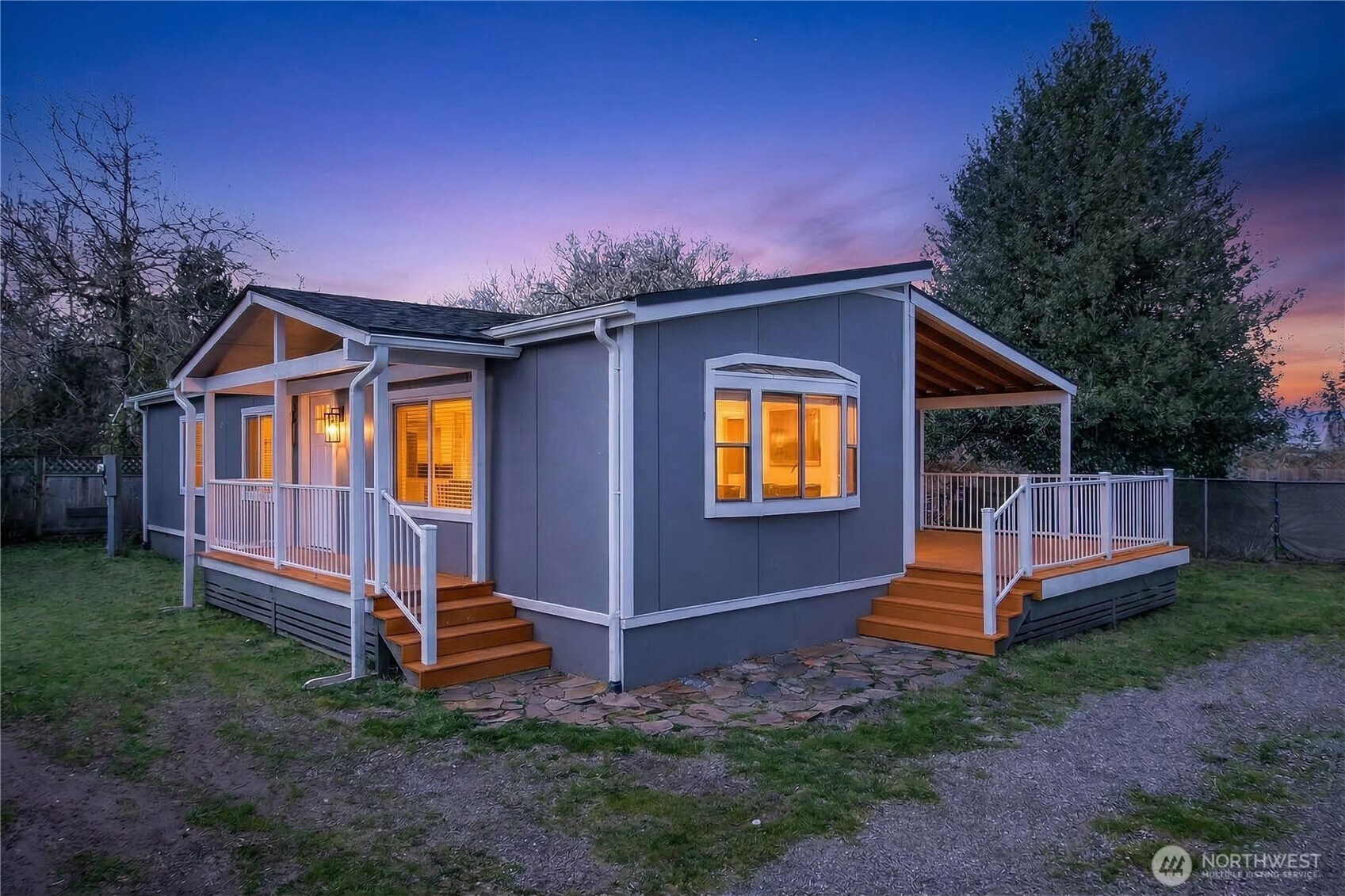 2424 S 130th Place , SeaTac, WA 98168