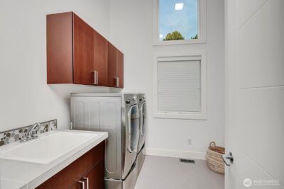 11421 NE 88th Street , Kirkland, WA 98033-5741 - Photo 28