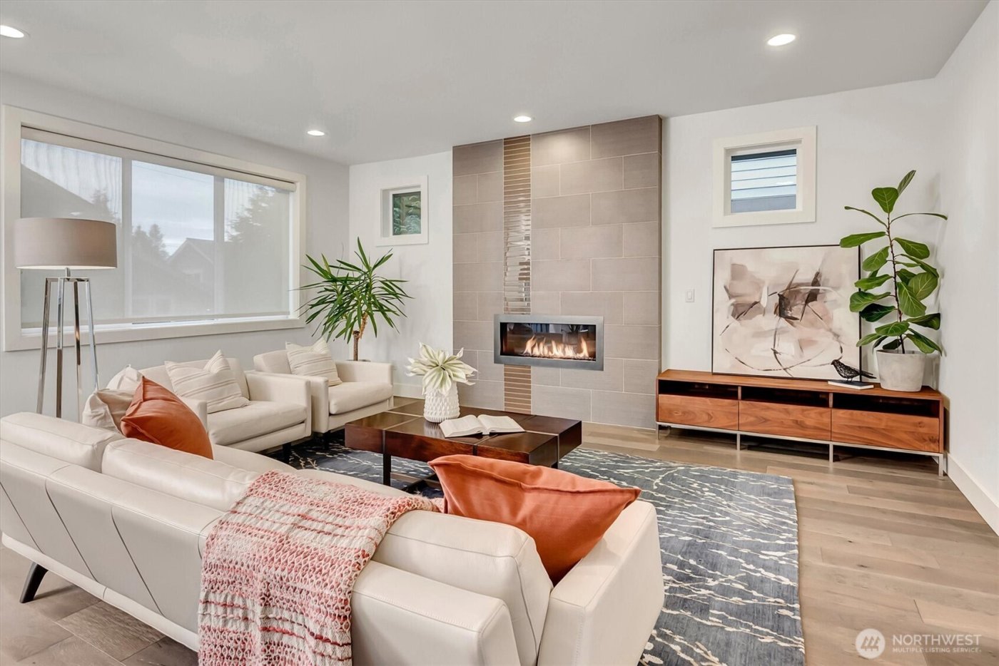 11421 NE 88th Street , Kirkland, WA 98033-5741