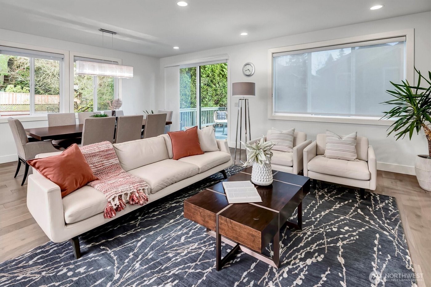 11421 NE 88th Street , Kirkland, WA 98033-5741