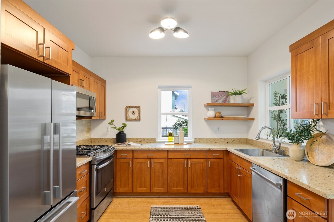 2909 S Adams Street , Seattle, WA 98108