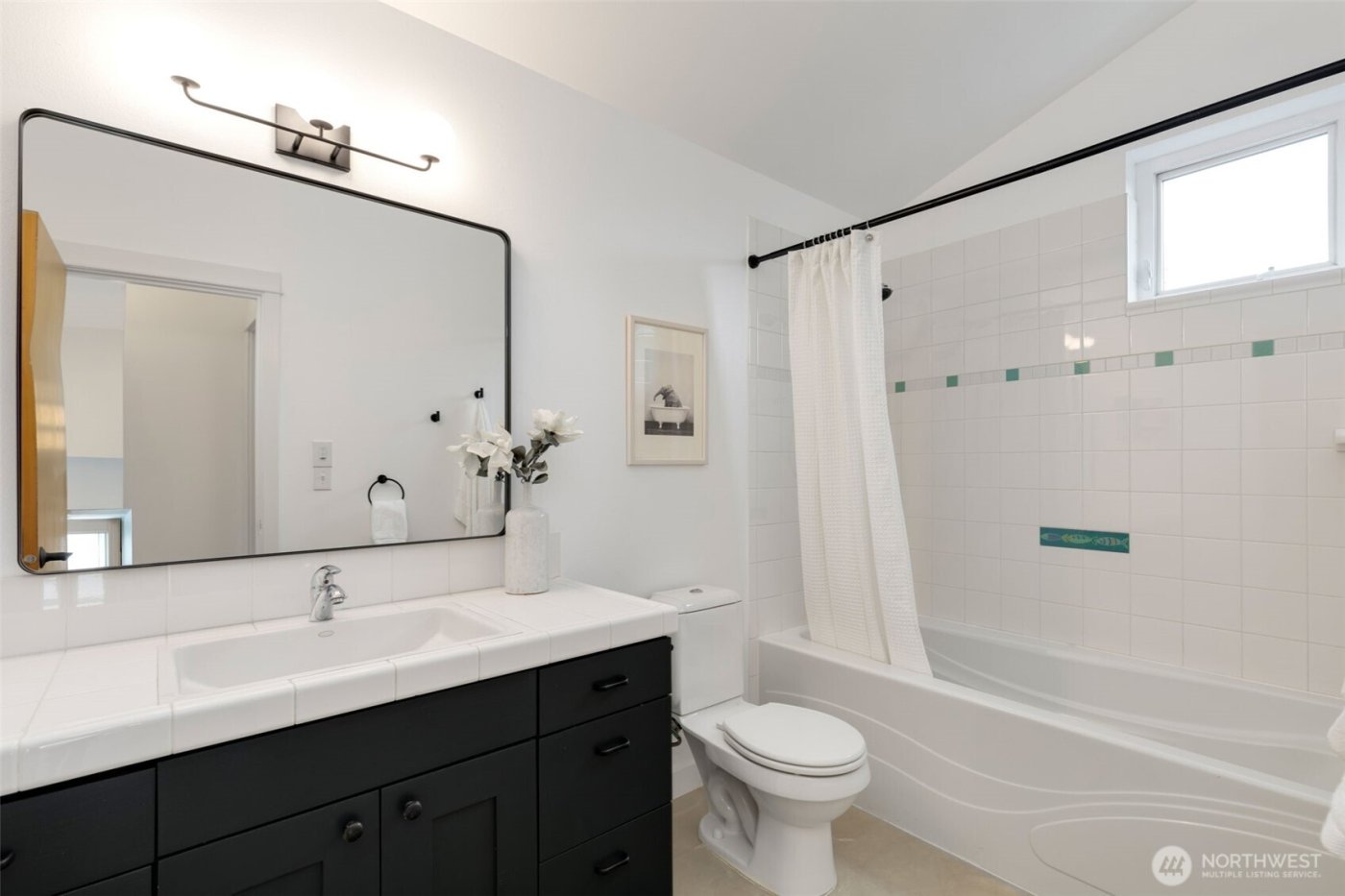 2909 S Adams Street , Seattle, WA 98108