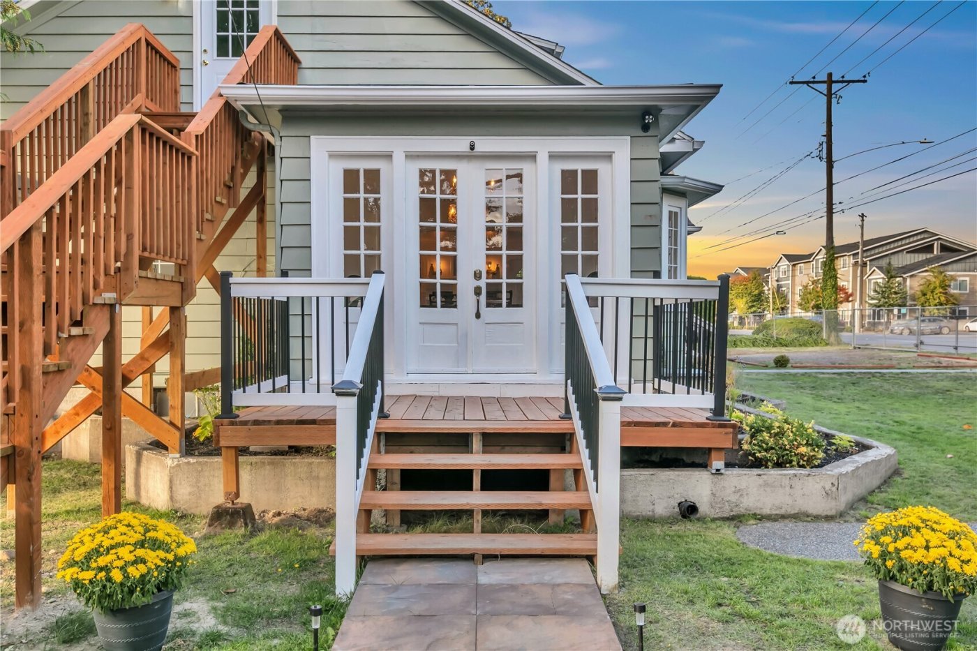 7656 Pacific Avenue , Tacoma, WA 98408