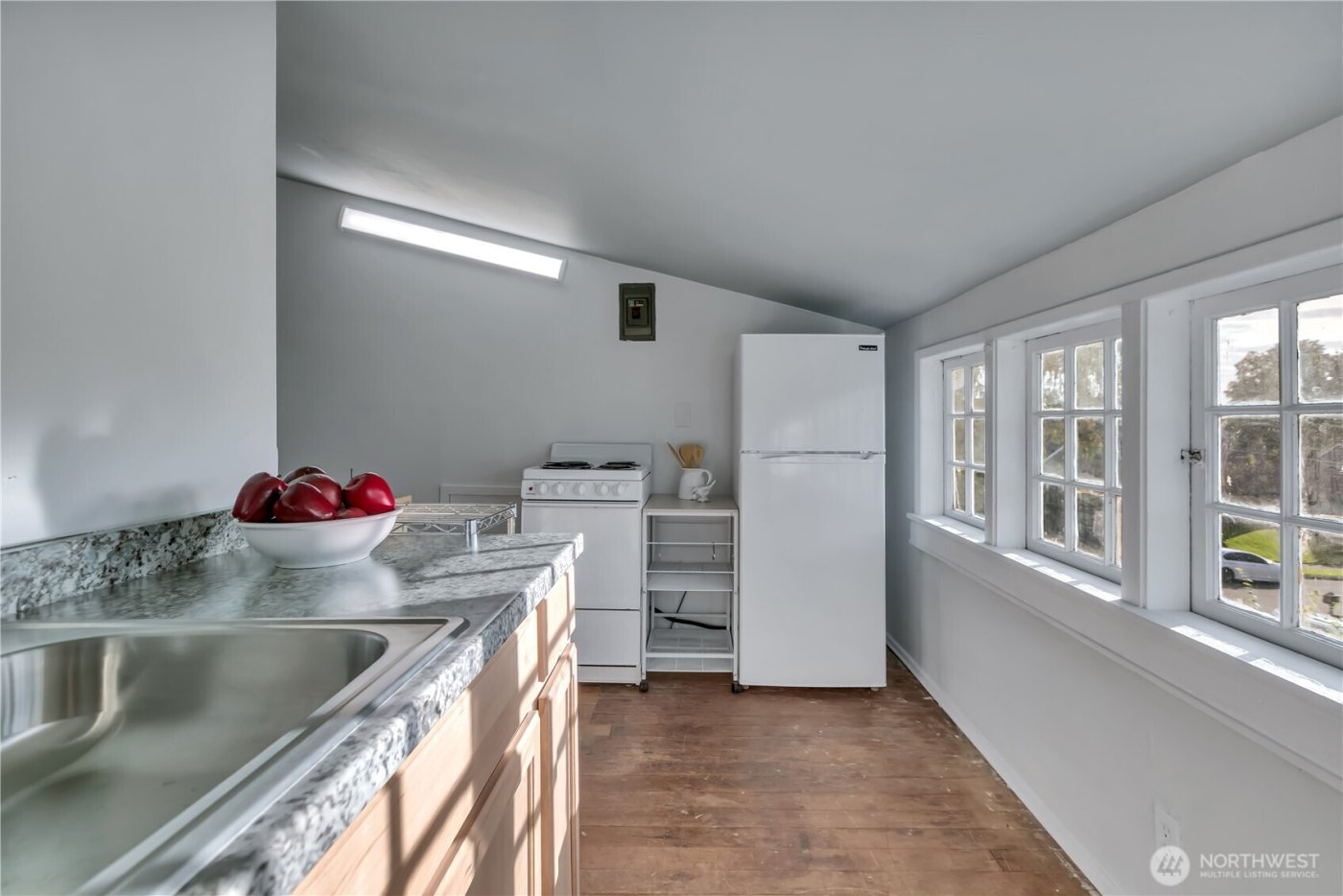 7656 Pacific Avenue , Tacoma, WA 98408