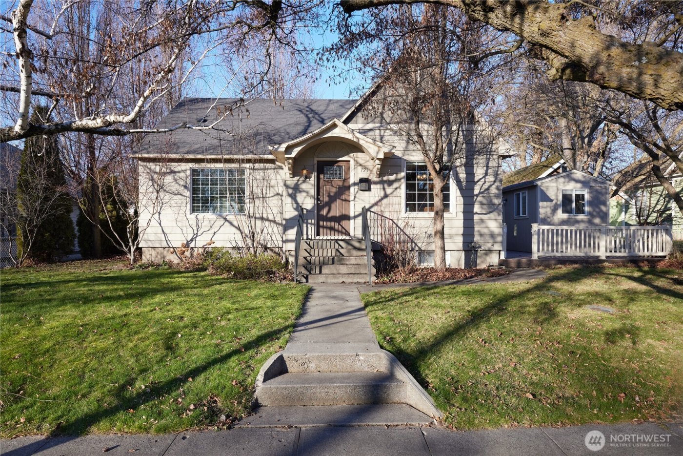 123 E Maple Street , Walla Walla, WA 99362