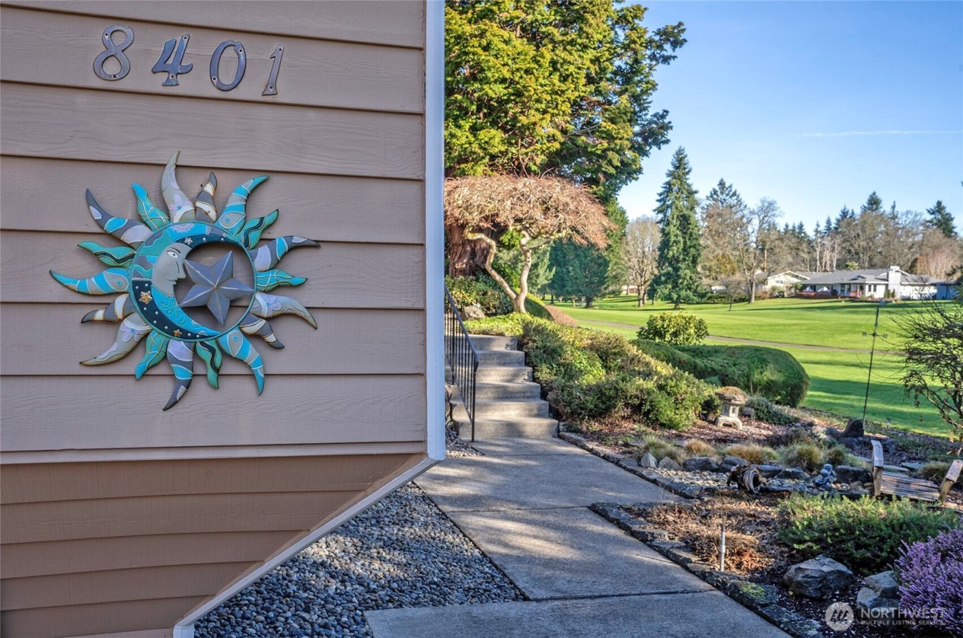 8401 Amber Drive SW, Lakewood, WA 98498-5042