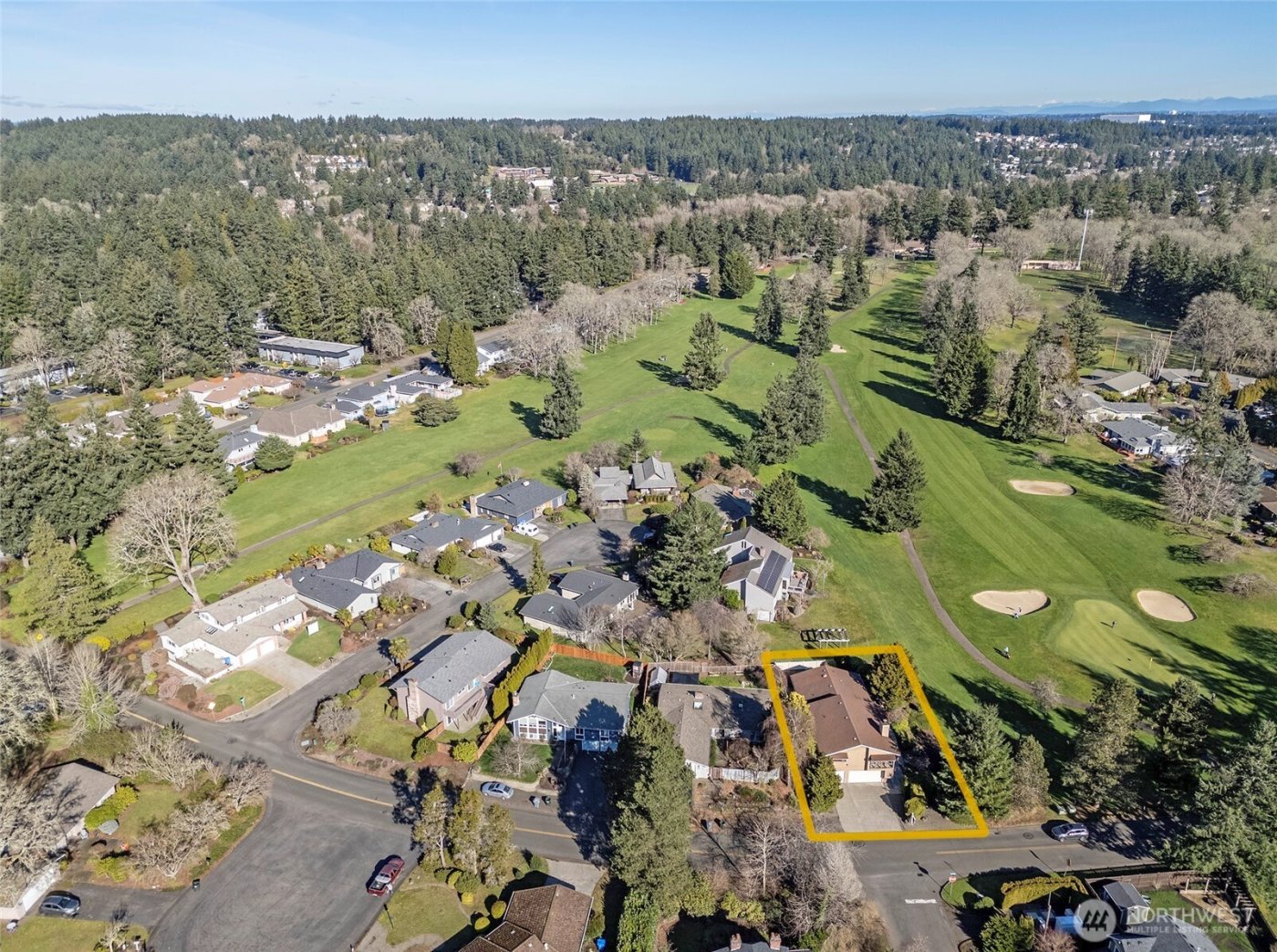 8401 Amber Drive SW, Lakewood, WA 98498-5042