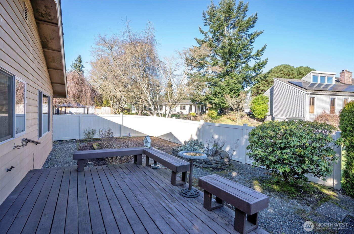 8401 Amber Drive SW, Lakewood, WA 98498-5042