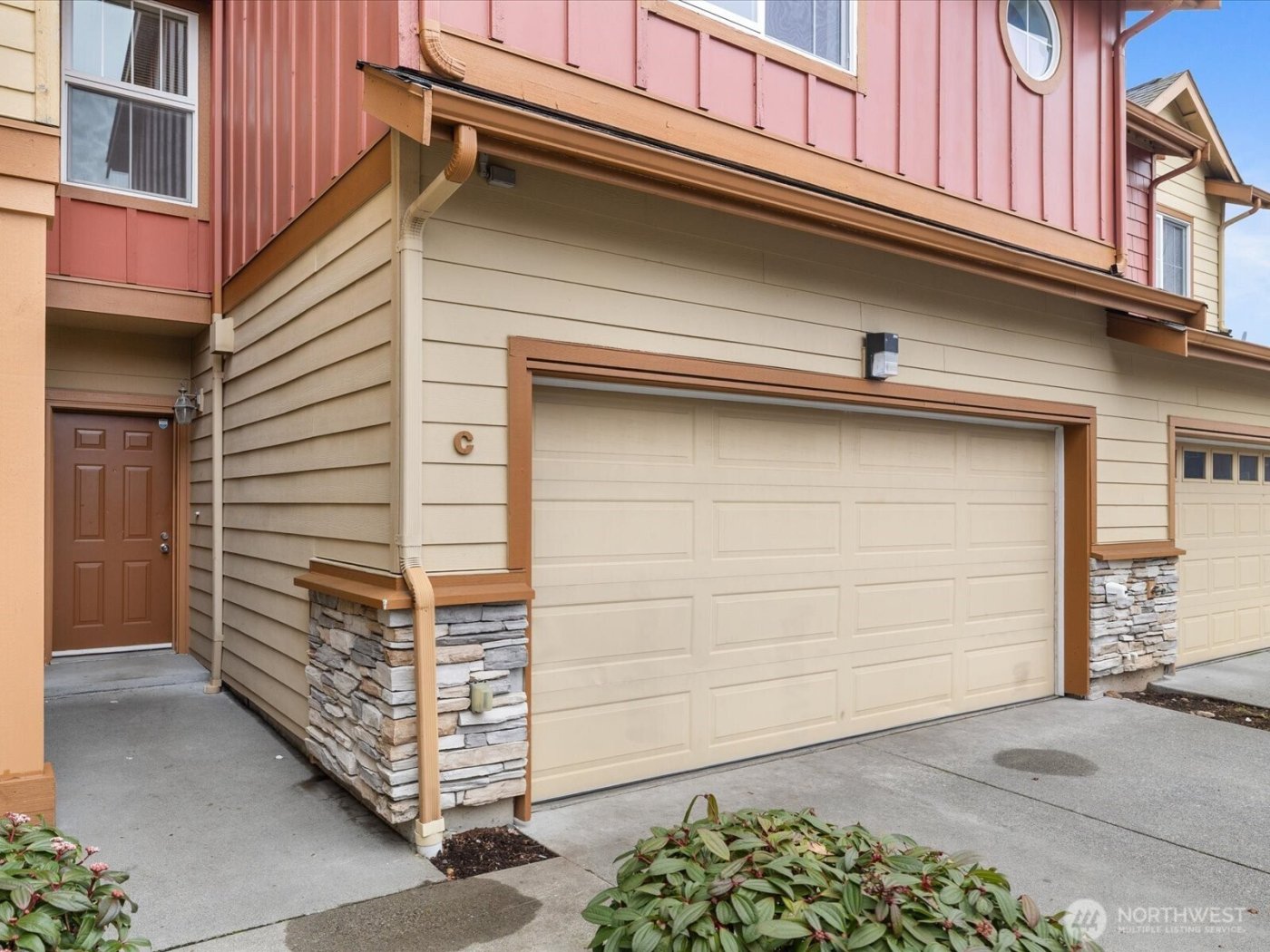 18410 36th Avenue W #C, Lynnwood, WA 98037