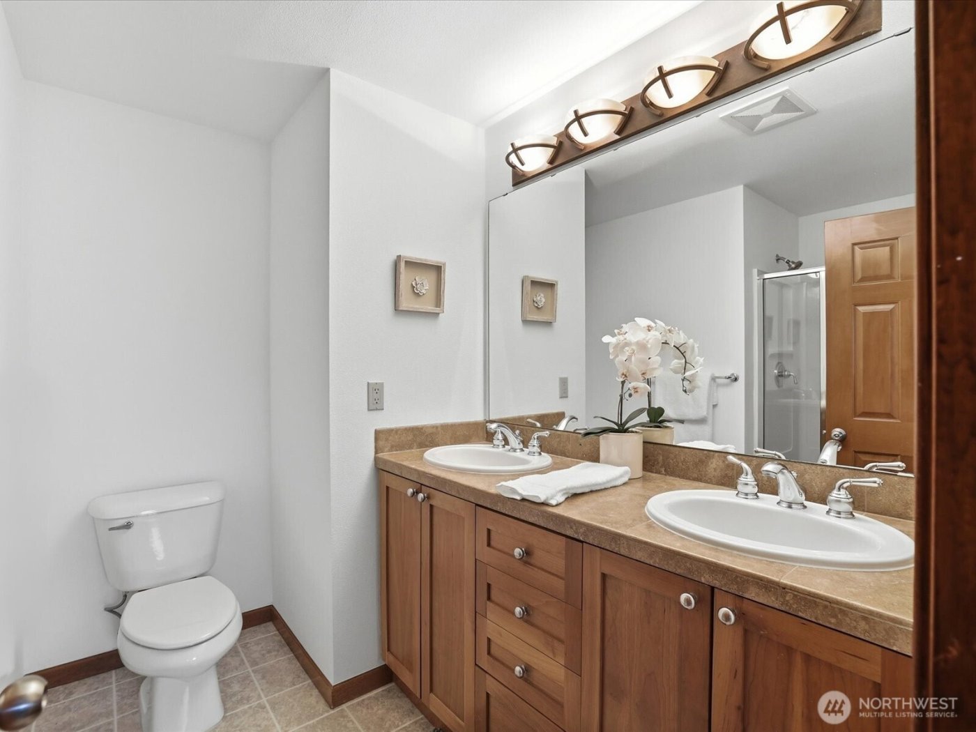 18410 36th Avenue W #C, Lynnwood, WA 98037