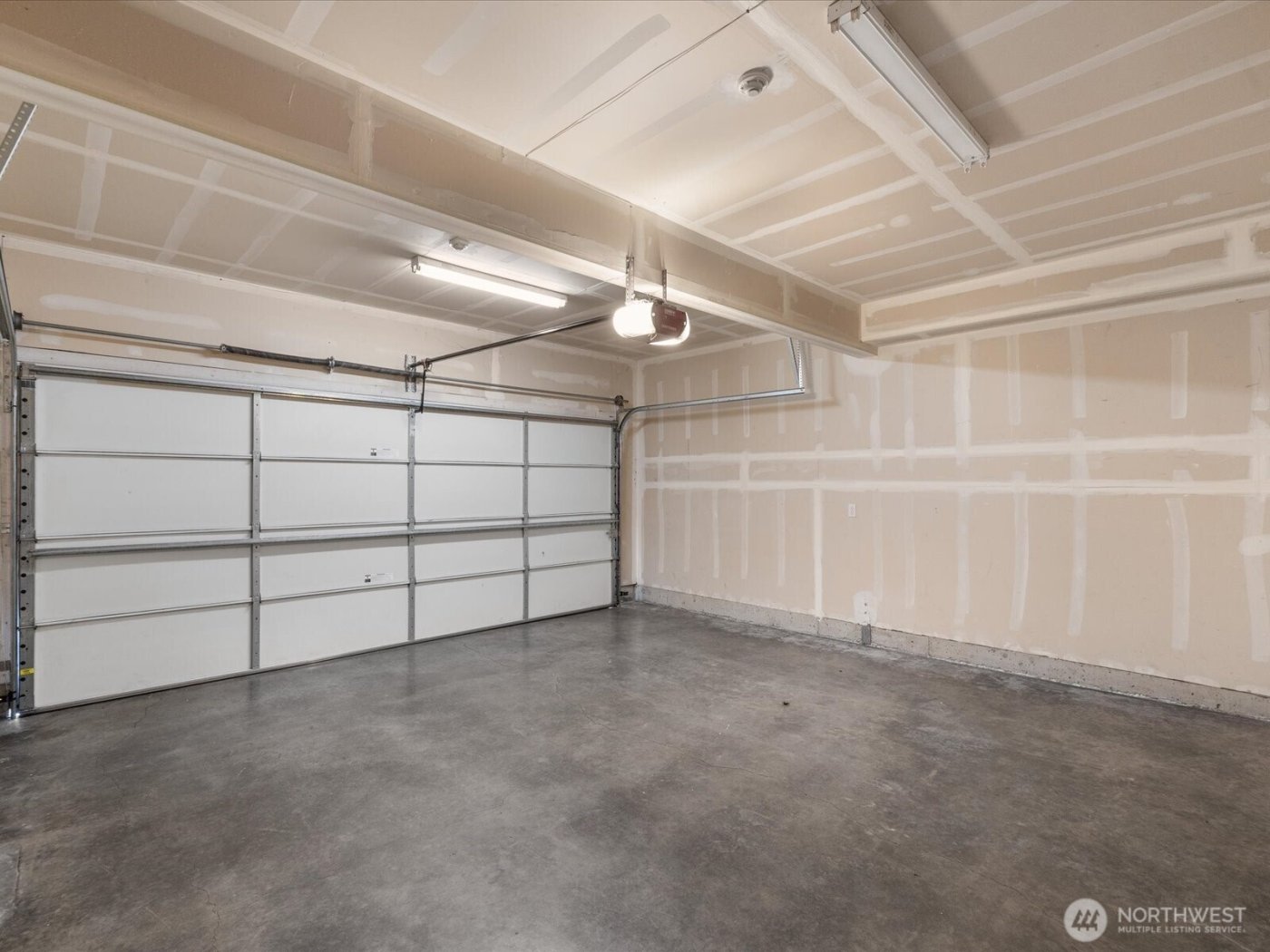 18410 36th Avenue W #C, Lynnwood, WA 98037