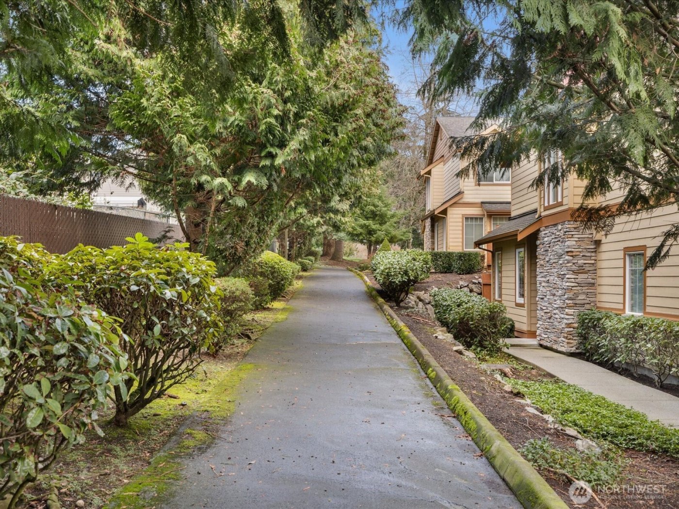 18410 36th Avenue W #C, Lynnwood, WA 98037