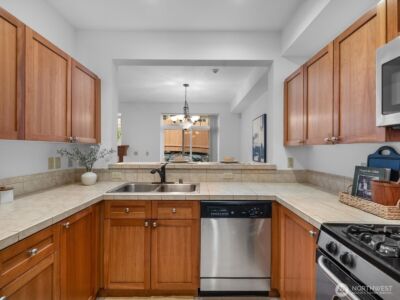 18410 36th Avenue W #C, Lynnwood, WA 98037 - Photo 8