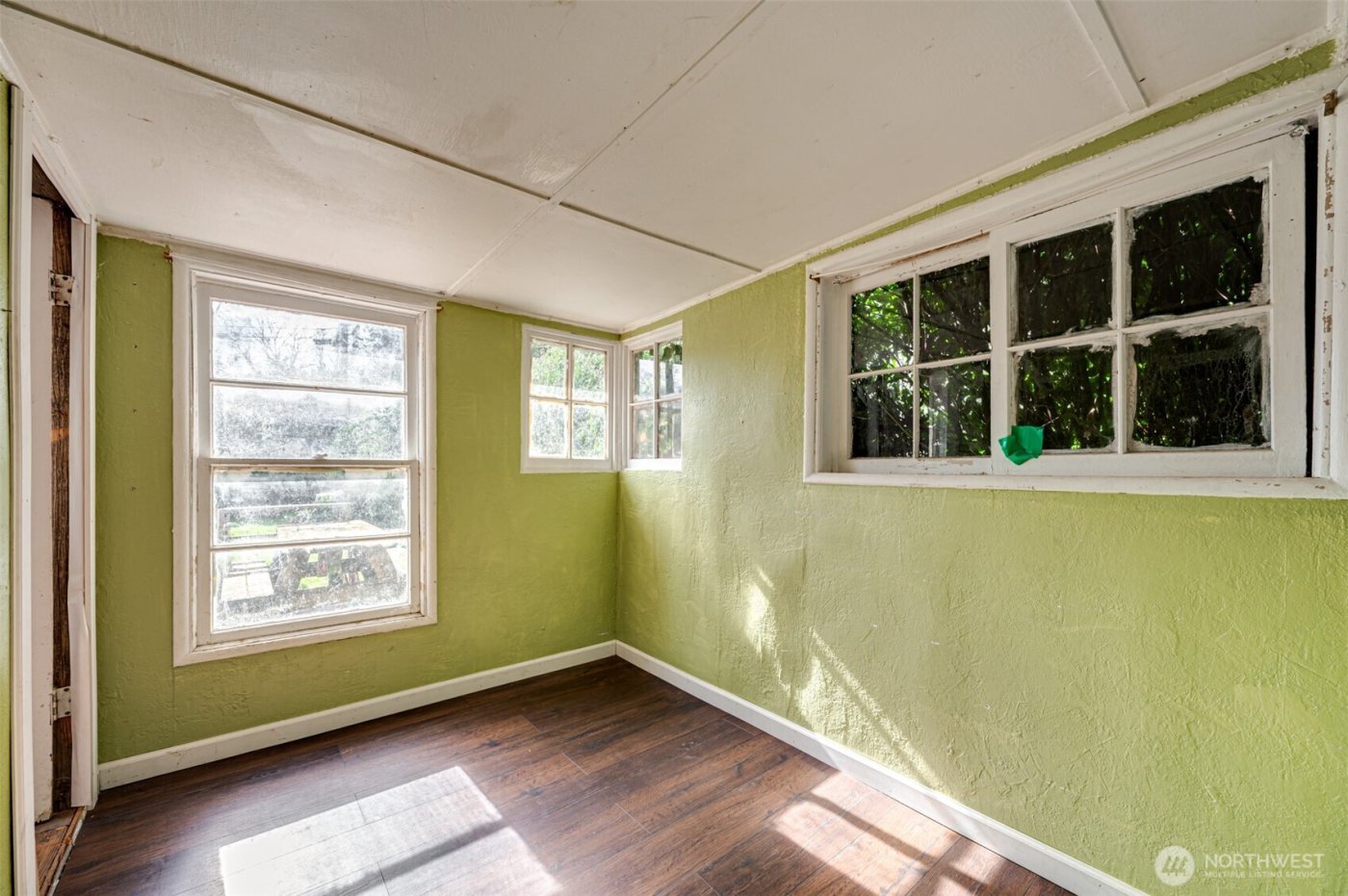 1065 9th Street , Washougal, WA 98671