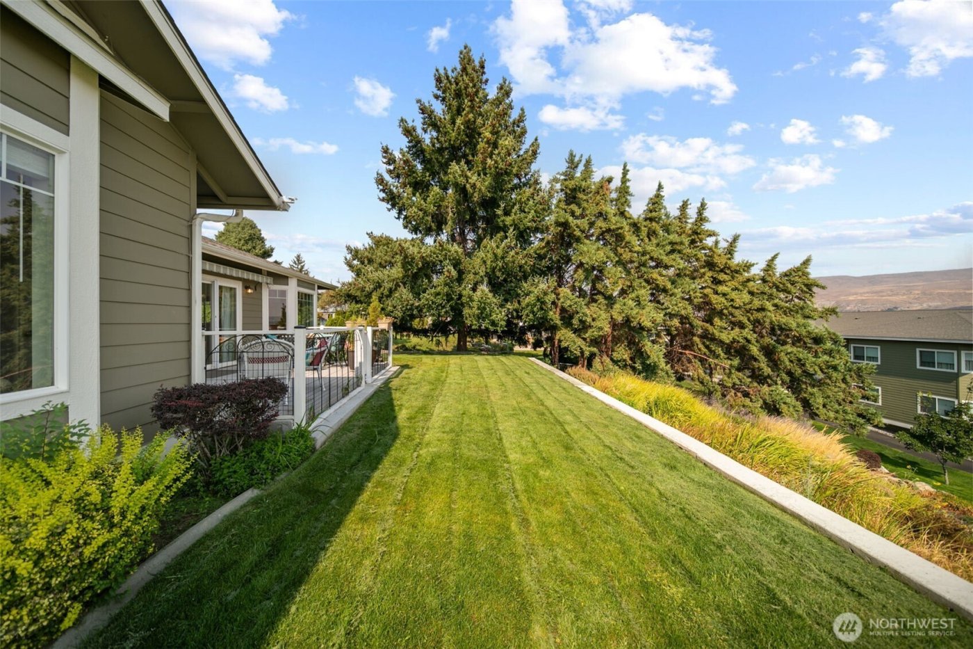 1601 Maiden Lane #E102, Wenatchee, WA 98801