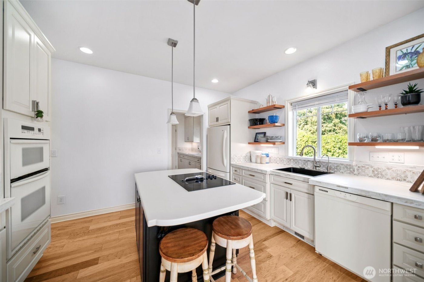 1601 Maiden Lane #E102, Wenatchee, WA 98801