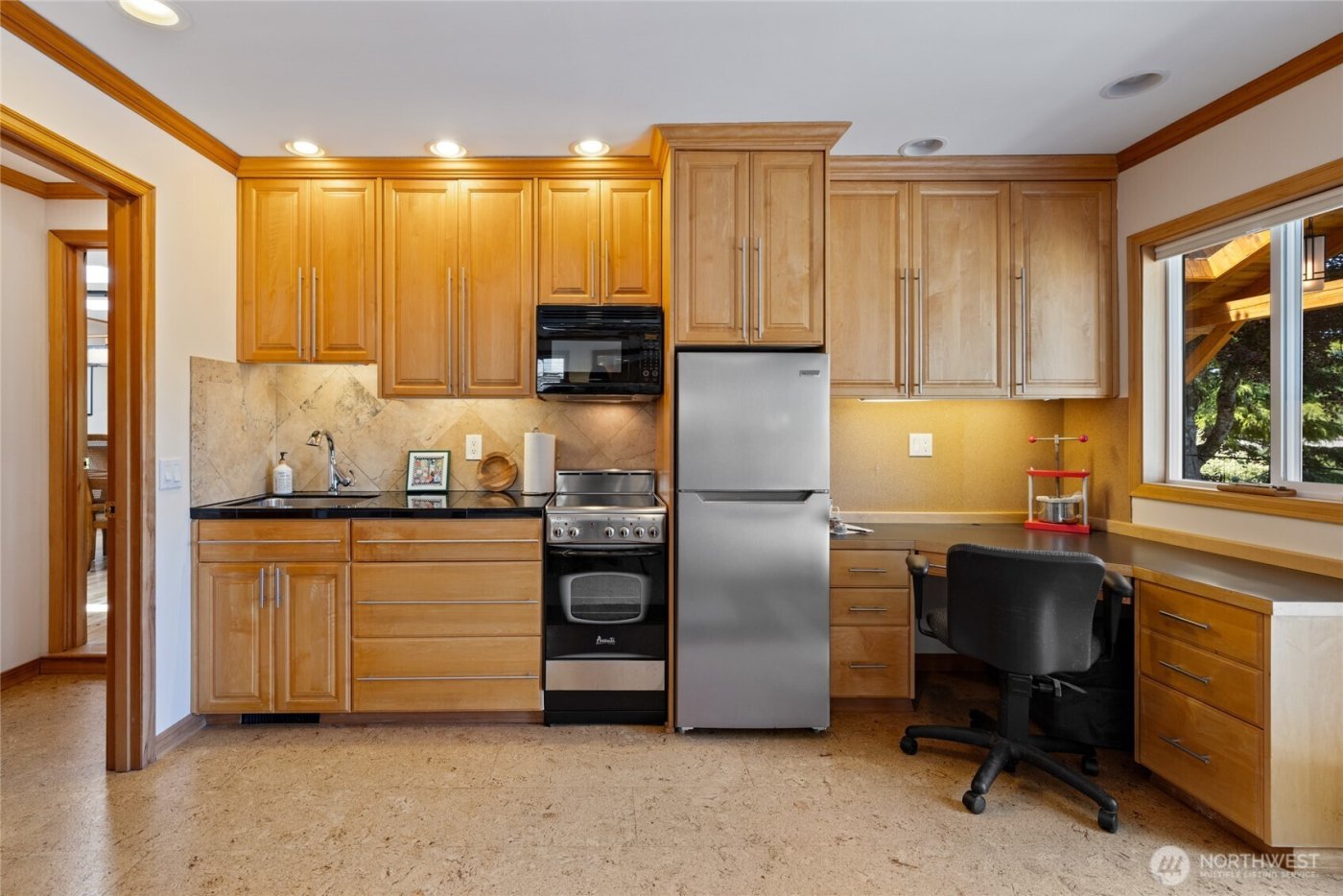 295 SE Bayview Road , Shelton, WA 98584