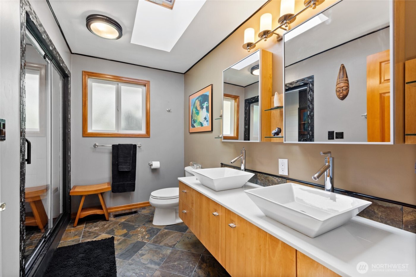 295 SE Bayview Road , Shelton, WA 98584