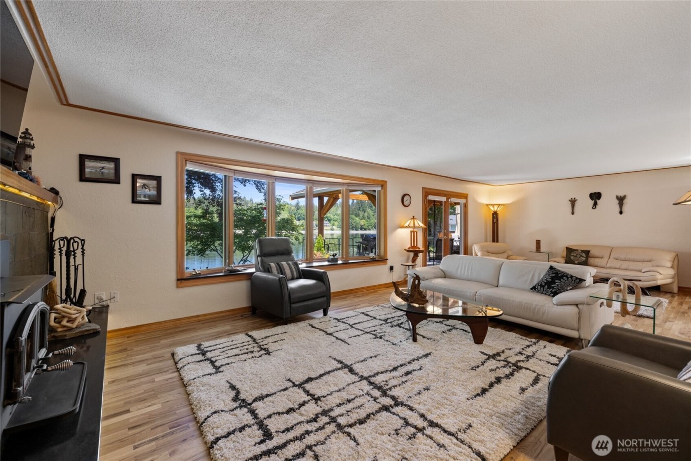 295 SE Bayview Road , Shelton, WA 98584