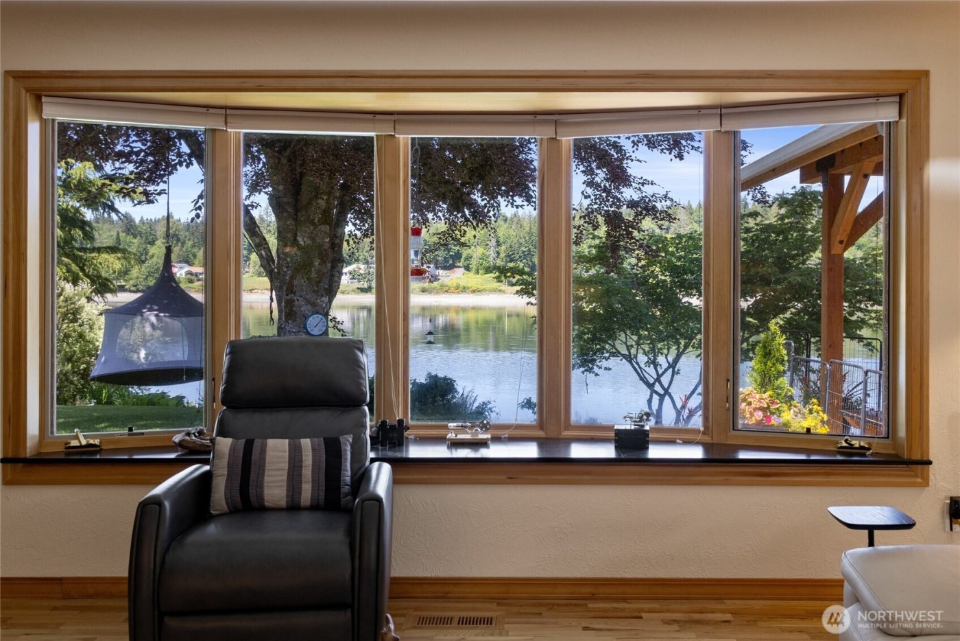 295 SE Bayview Road , Shelton, WA 98584