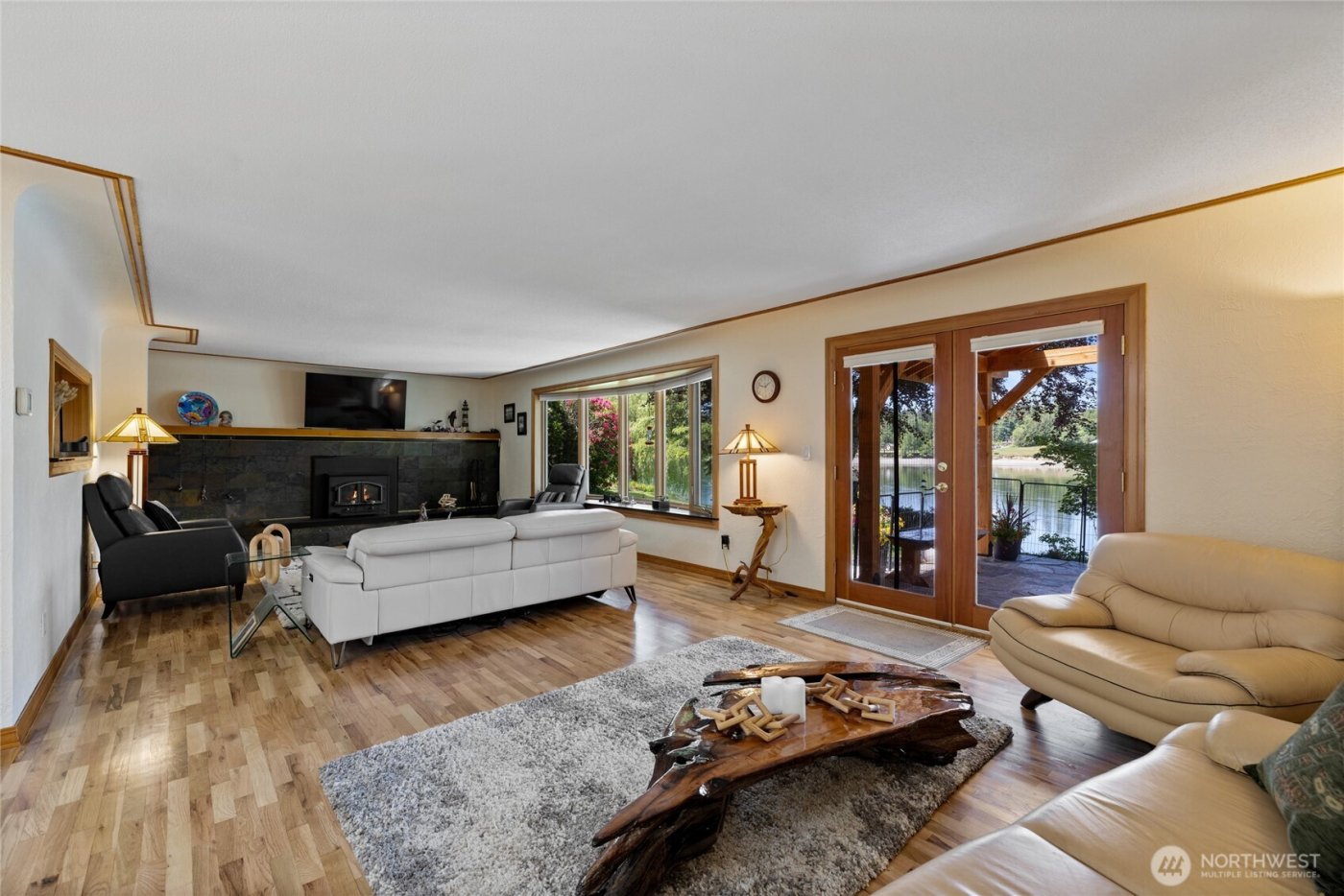 295 SE Bayview Road , Shelton, WA 98584