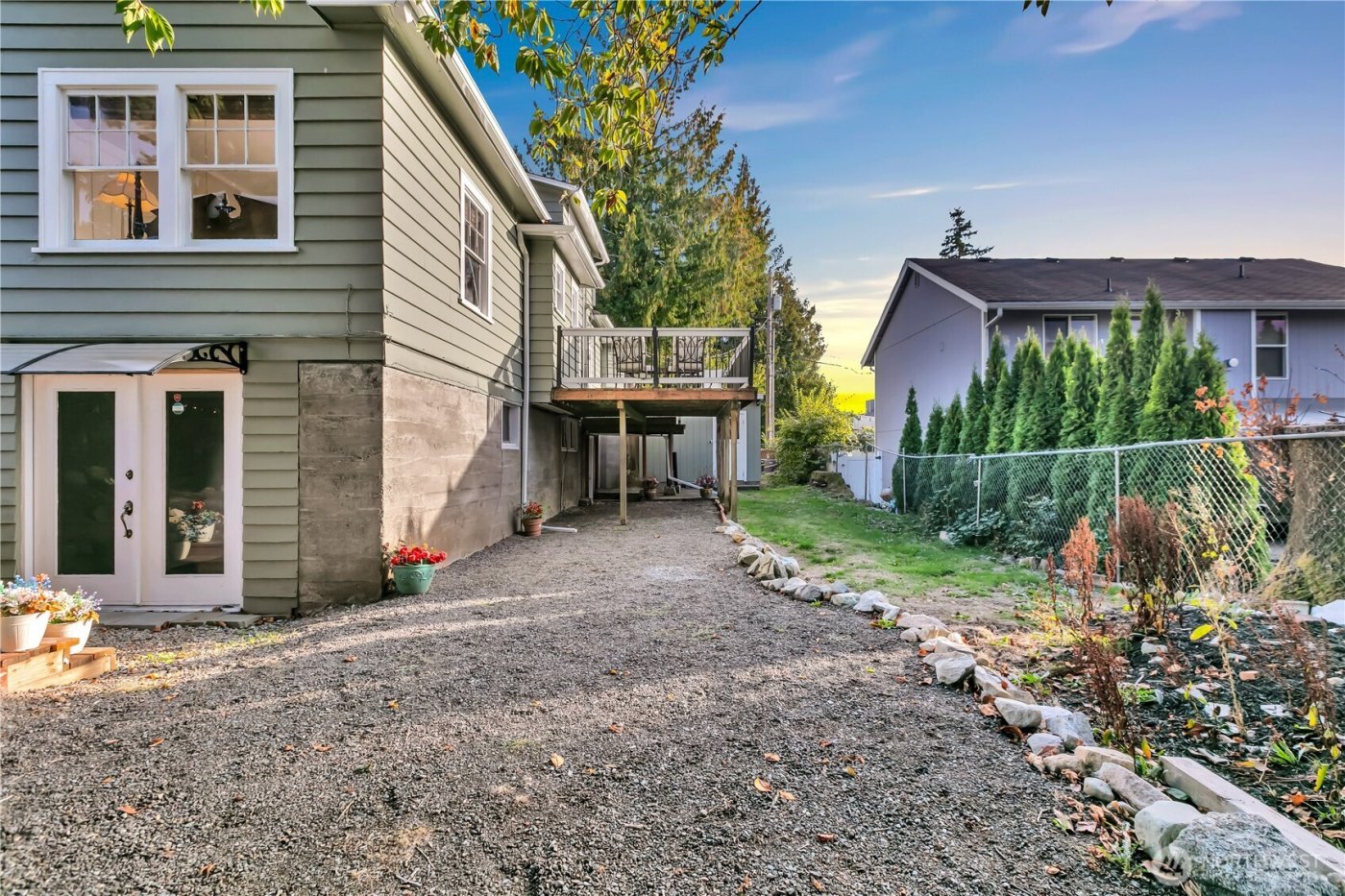 7656 Pacific Avenue , Tacoma, WA 98408