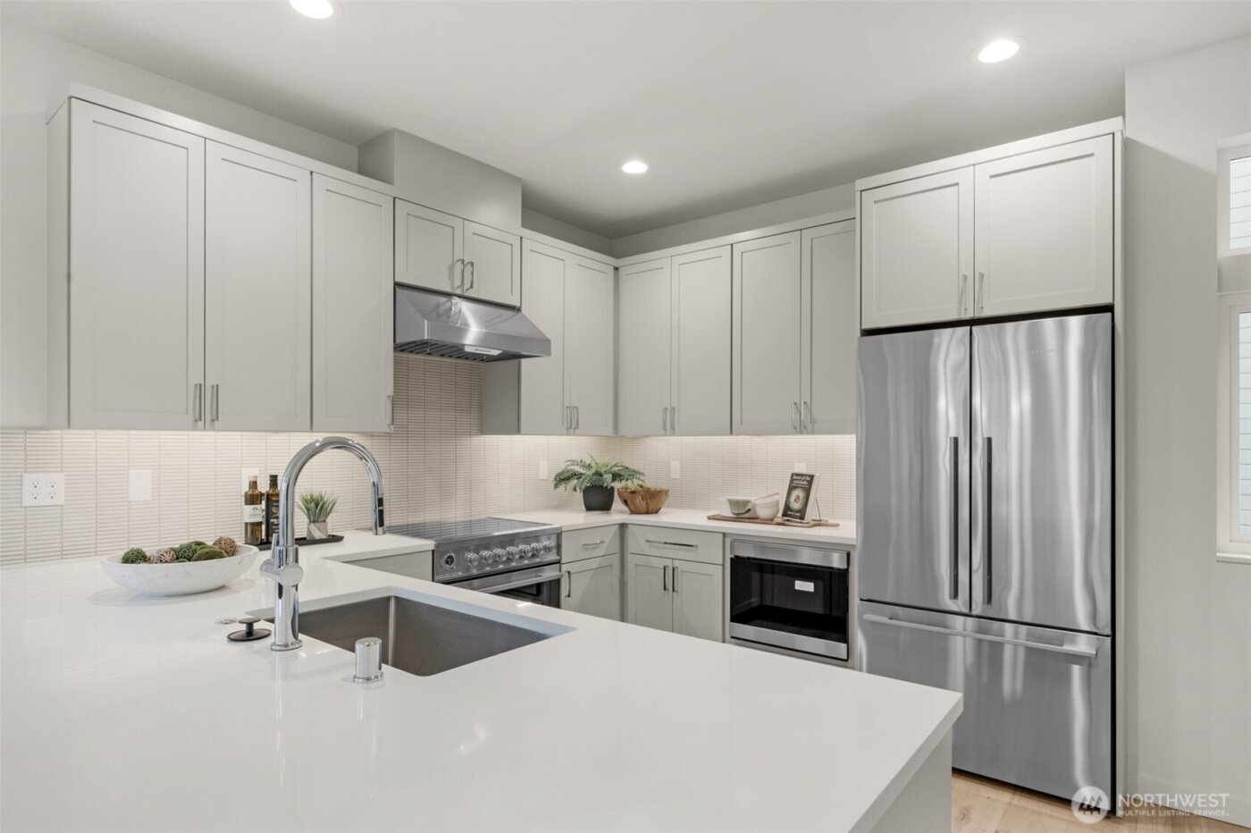 1410 N 47th Street #A, Seattle, WA 98103