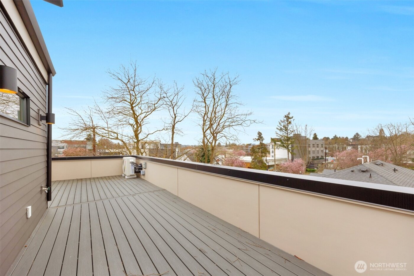 1410 N 47th Street #A, Seattle, WA 98103