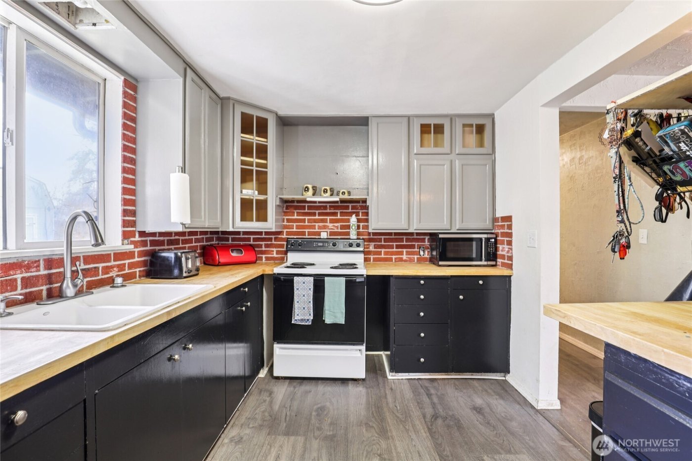 6415 NW Firwood Drive , Vancouver, WA 98665