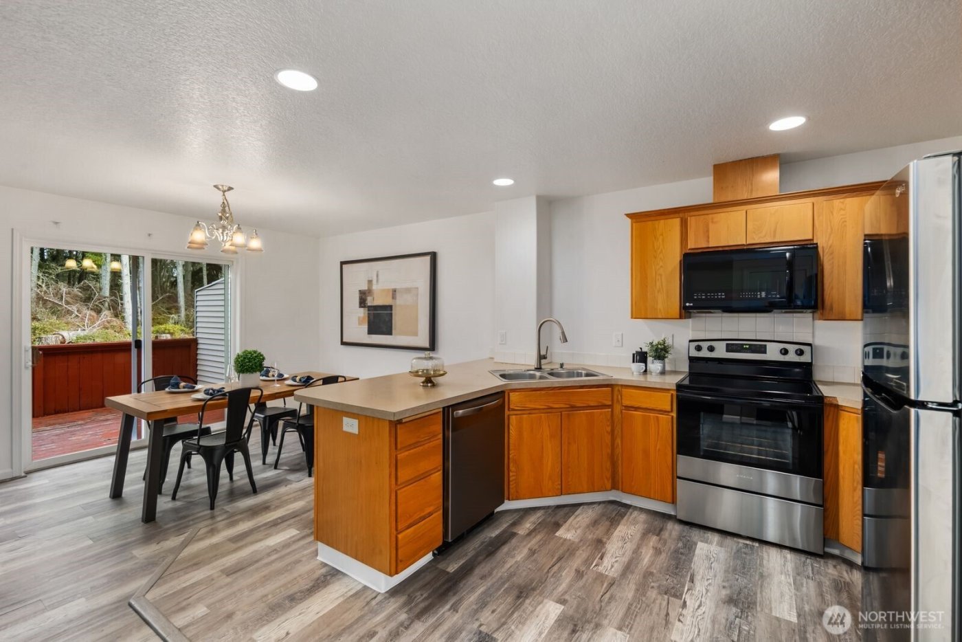 7128 34th Avenue NE, Olympia, WA 98516-1407