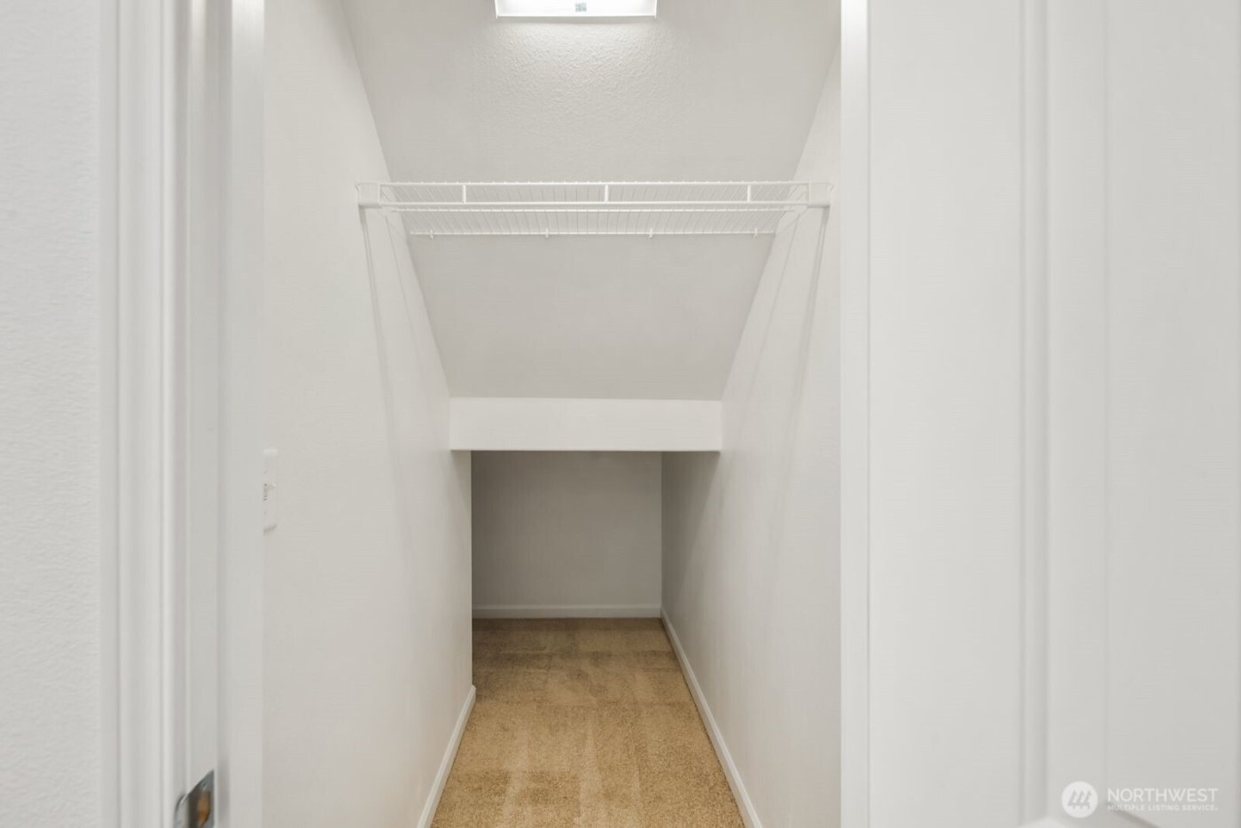 7128 34th Avenue NE, Olympia, WA 98516-1407