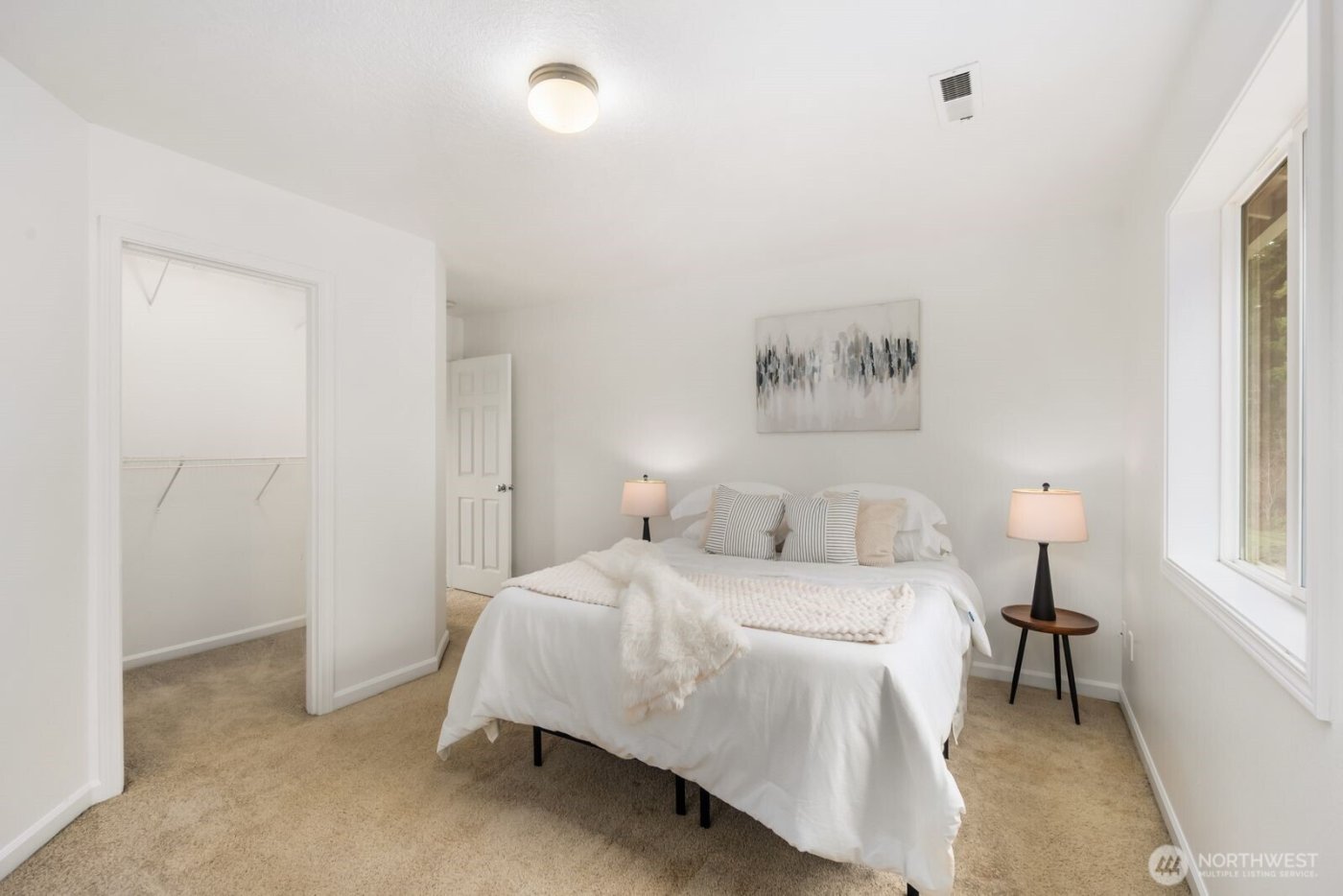 7128 34th Avenue NE, Olympia, WA 98516-1407