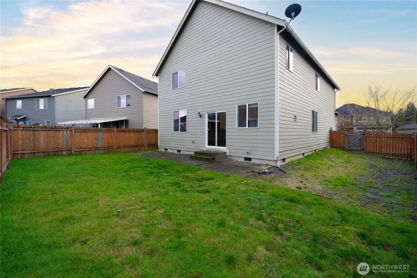 11411 129th Street E, Puyallup, WA 98374-3125