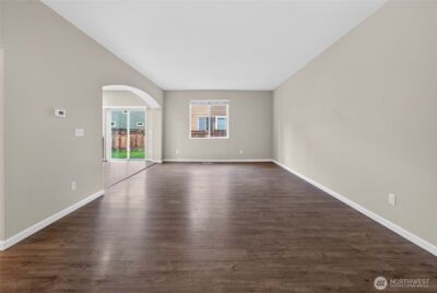 11411 129th Street E, Puyallup, WA 98374-3125 - Photo 4