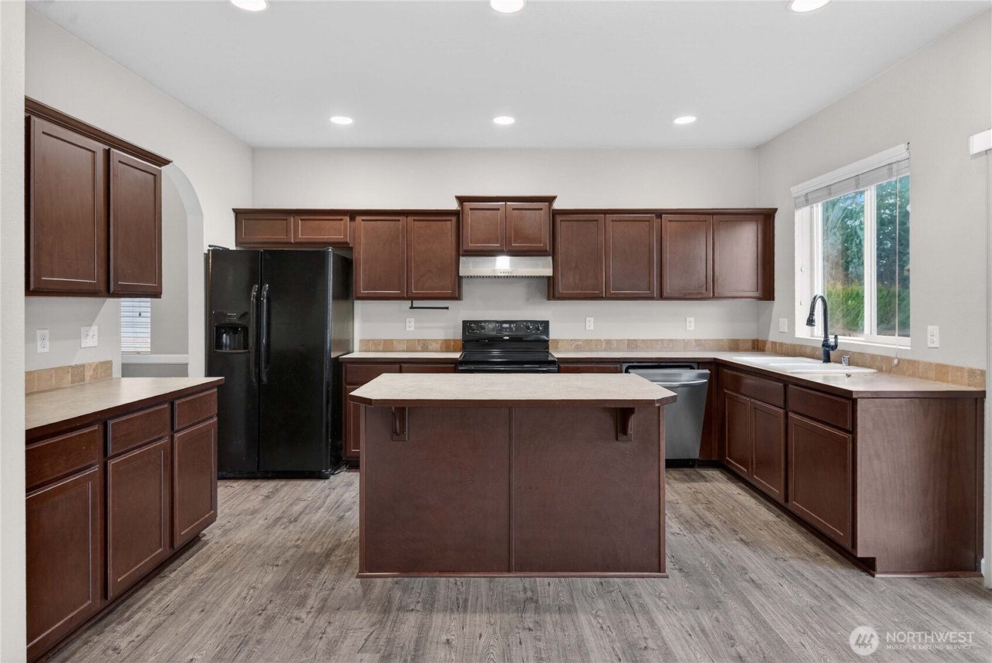 11411 129th Street E, Puyallup, WA 98374-3125