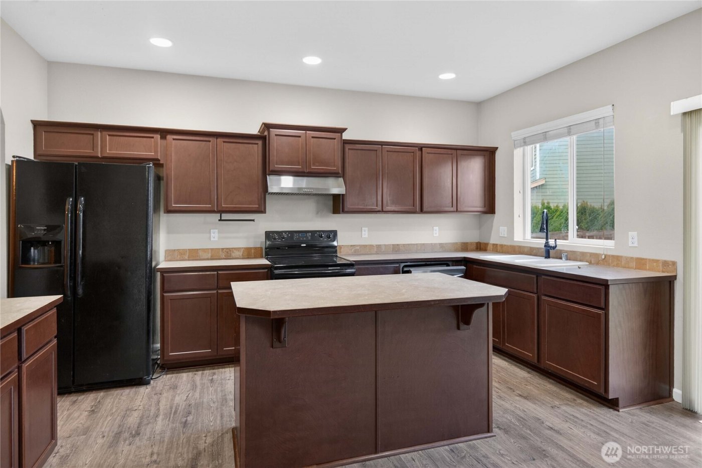 11411 129th Street E, Puyallup, WA 98374-3125