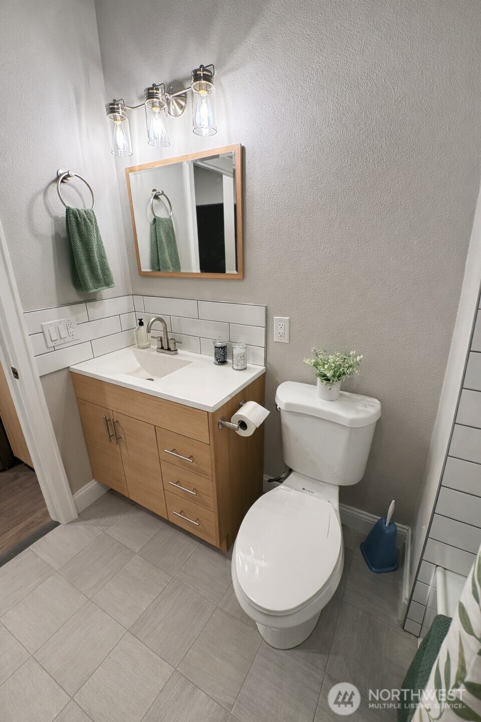 2102 S 12th Street , Tacoma, WA 98405