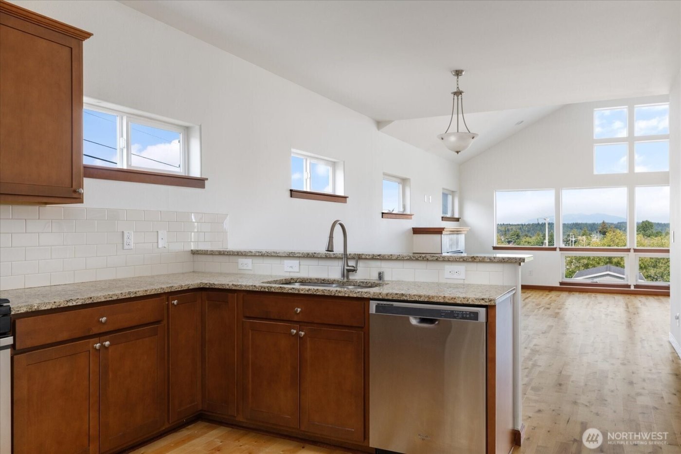 2119 20th Street , Anacortes, WA 98221