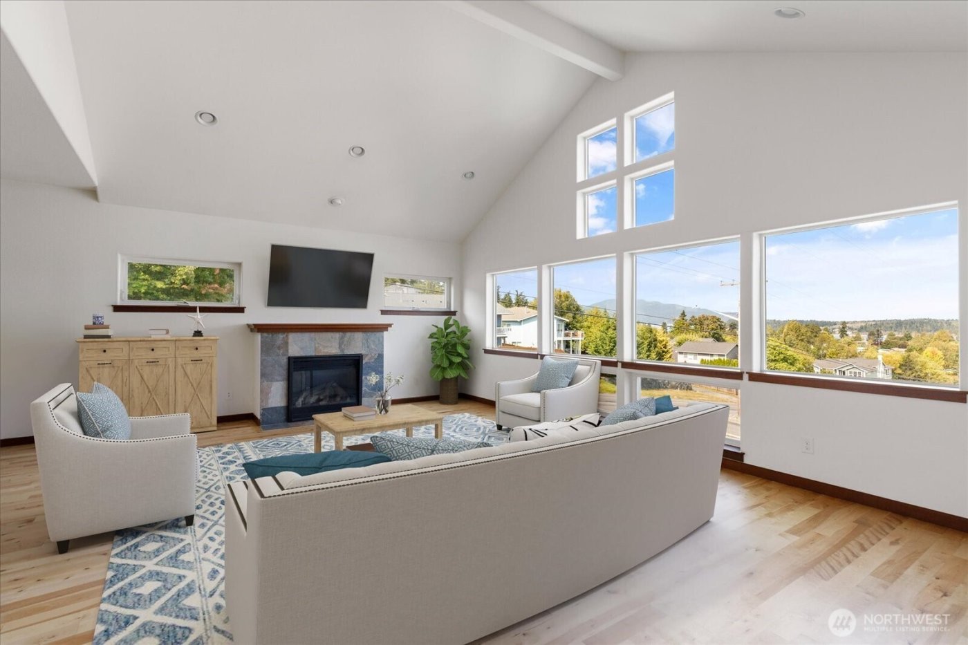 2119 20th Street , Anacortes, WA 98221