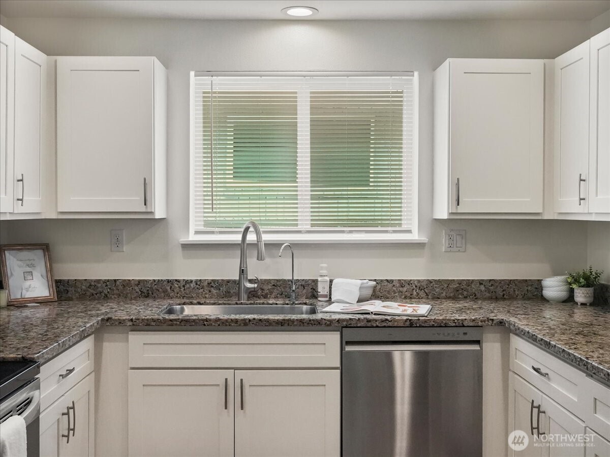 3724 N Villard Street , Tacoma, WA 98407