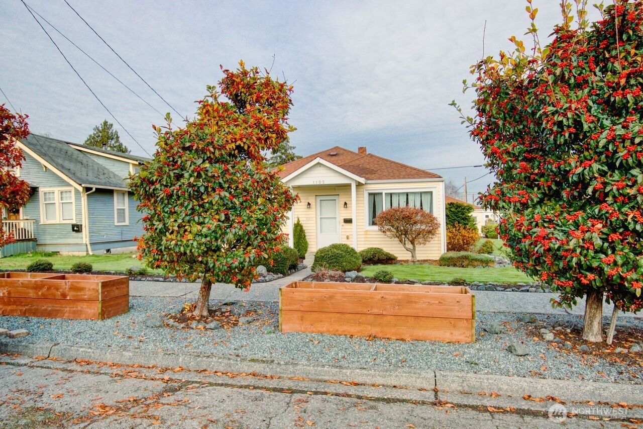 1102 17th Street , Anacortes, WA 98221