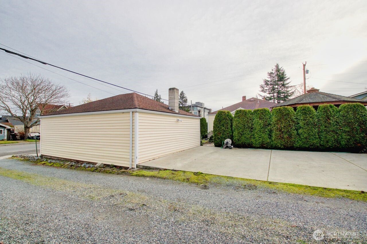 1102 17th Street , Anacortes, WA 98221