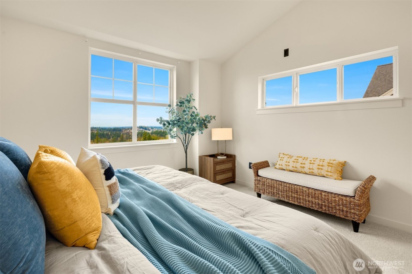 1937 18th Place NE, Issaquah, WA 98029