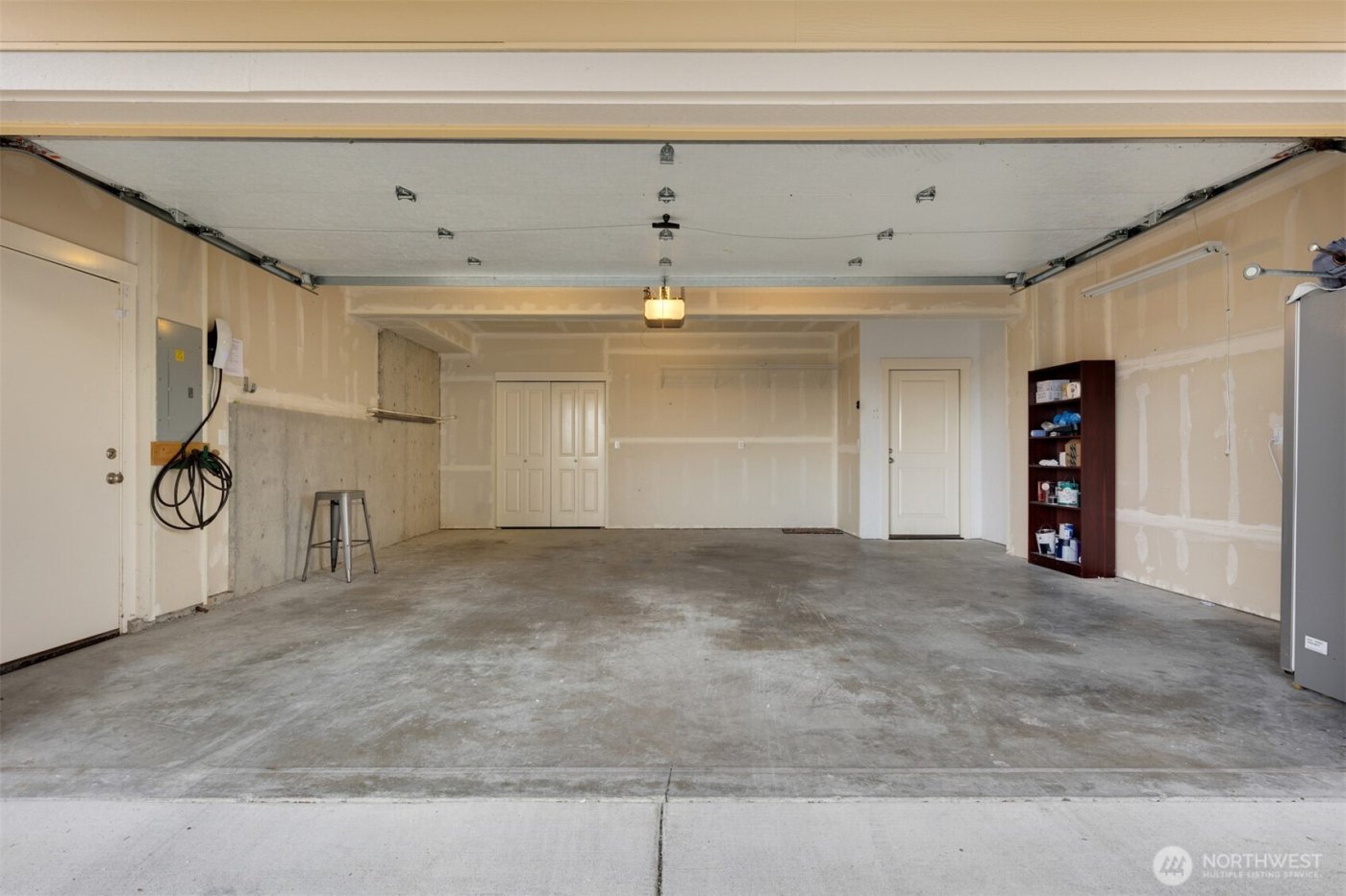 1937 18th Place NE, Issaquah, WA 98029