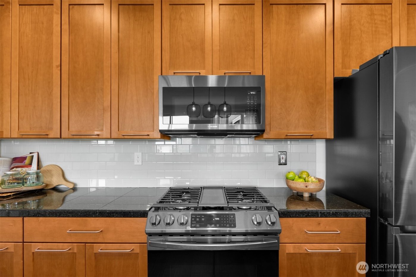 1937 18th Place NE, Issaquah, WA 98029