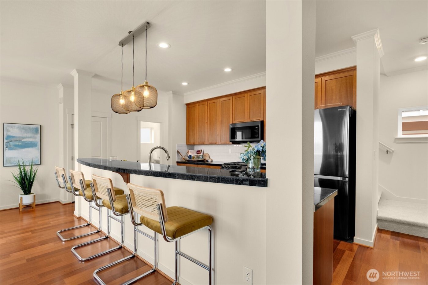 1937 18th Place NE, Issaquah, WA 98029