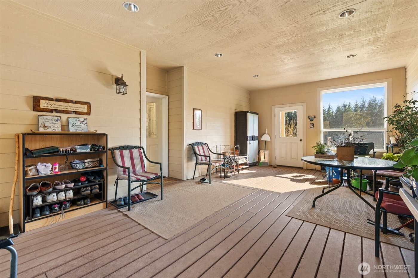 301 Russell Road , Winlock, WA 98596