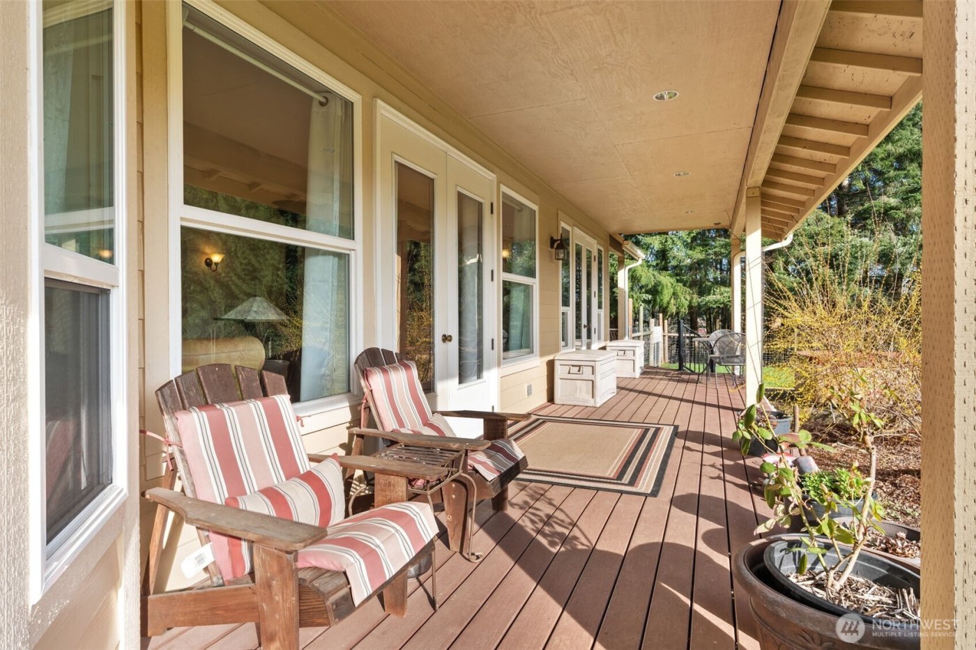 301 Russell Road , Winlock, WA 98596